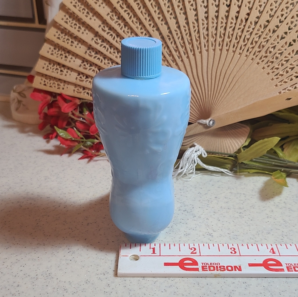 Light Blue Boot-Shaped Decorative Bottle AVON Collectible Bottle Empty - Picture 3 of 8